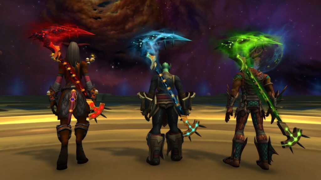 빛나는 유물 무기를 든 세 명의 캐릭터