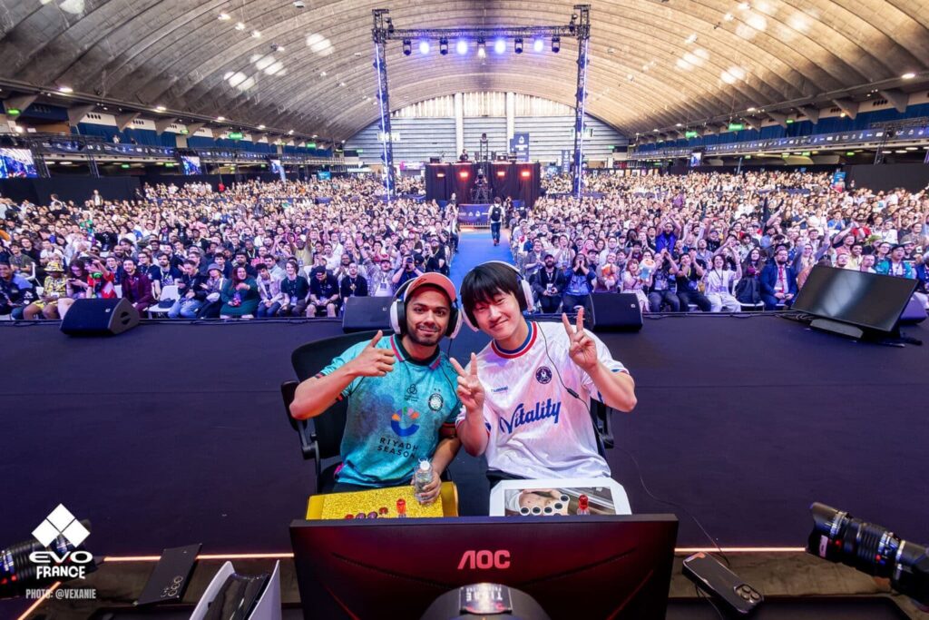 프랑스 니스에서 열린 Evo 2025에 참여한 전띵