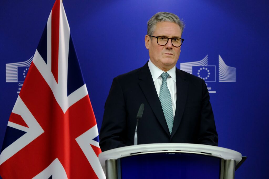 영국 총리 키어 스타머가 발언 중 모습