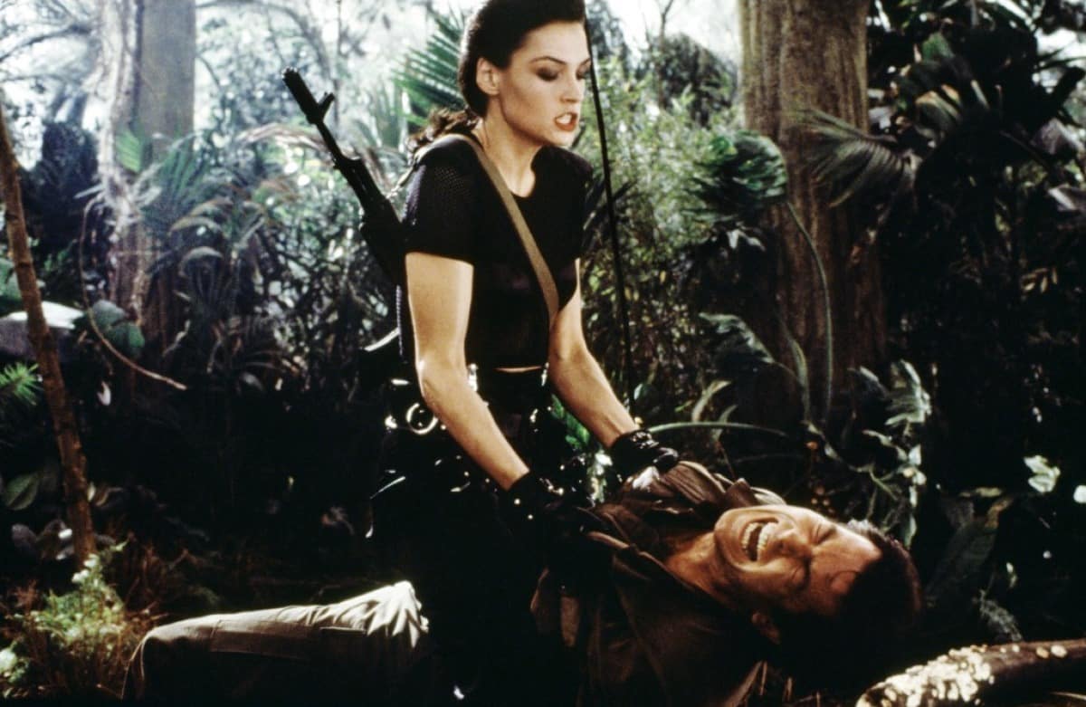 GoldenEye Pierce Brosnan James Bond vs Xenia Onatopp
