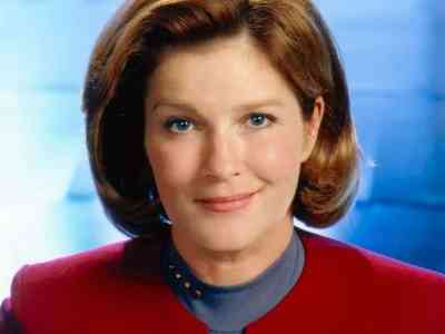 Star Trek: Voyager Kate Mulgrew Captain Kathryn Janeway Star Trek: Prodigy CGI animation Nickelodeon