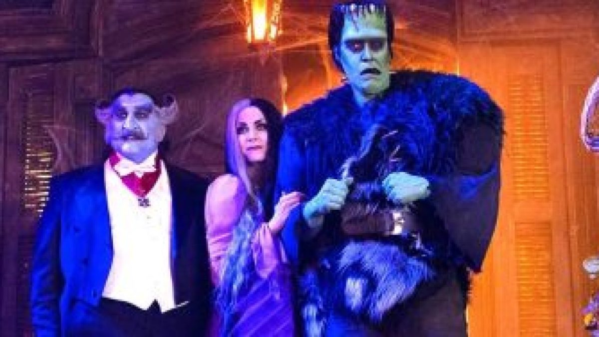 The Munsters trailer Rob Zombie cheap camp cheesy