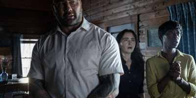 review Knock at the Cabin Trailer: M Night Shyamalan Returns to Weird Horror with Dave Bautista