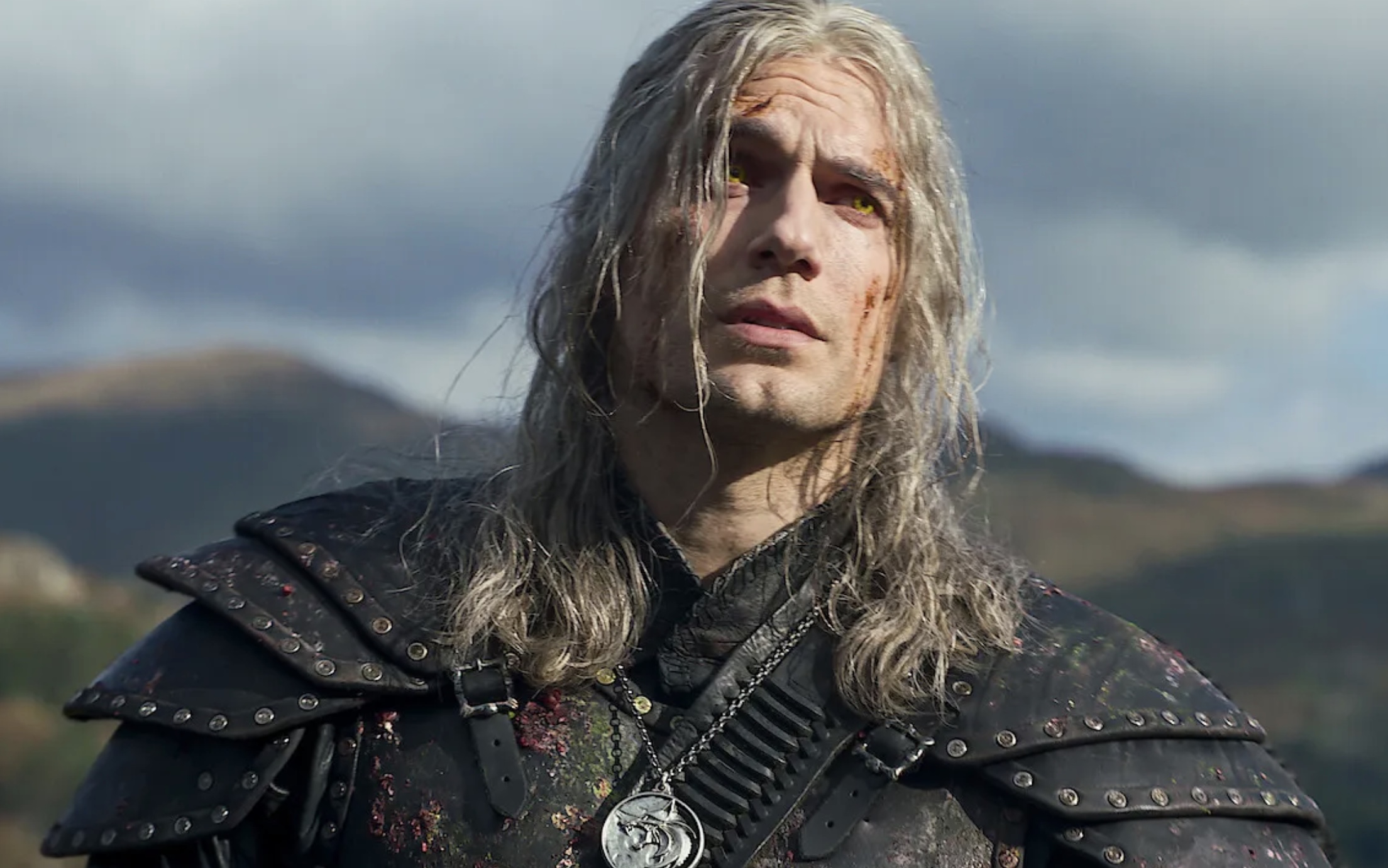 The Hollywood Reporter on X: Henry Cavill is exiting #TheWitcher and Liam  Hemsworth will take over the role of Geralt of Rivia for season four of the  Netflix epic:   /