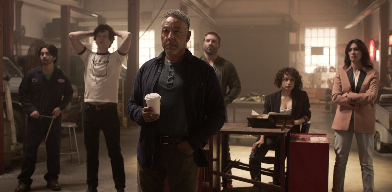 What Is the Best Order to Watch Kaleidoscope on Netflix? - Giancarlo Esposito Kaleidoscope Is a Netflix Heist Series That Everyone Will Watch in a Different Order