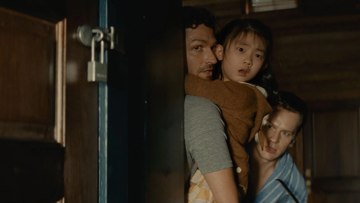 Knock at the Cabin review M. Night Shyamalan charming tight length not great