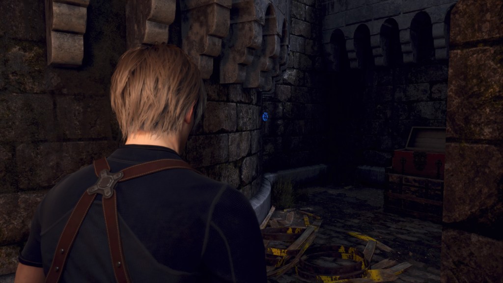 Resident Evil 4 remake medallones azules 3 puerta del castillo 5