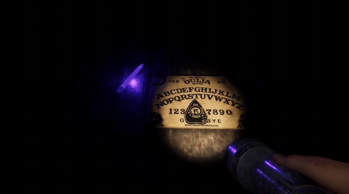 Phasmophobia gets an August 2023 console release date on PlayStation 5 (PS5), PSVR 2, and Xbox Series X | S in a horrifying trailer.