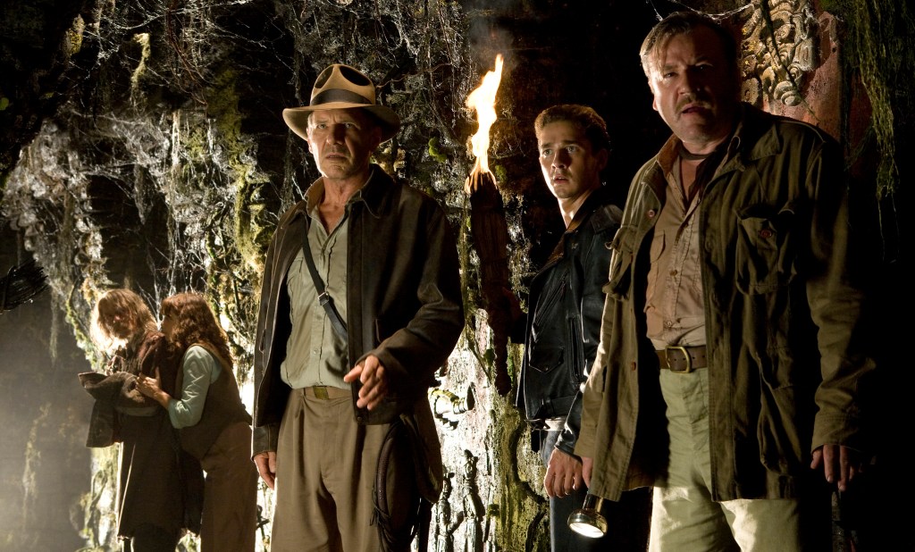 ¿Cuál es el punto de las nuevas películas de Indiana Jones sin George Lucas y Steven Spielberg, independientemente de Harrison Ford, para una película como Dial of Destiny / Kingdom of the Crystal Skull?