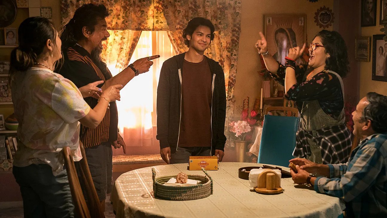 Blue Beetle recalls a simpler time for the superhero genre, when these stories were more intimate in scale and more personal in perspective.