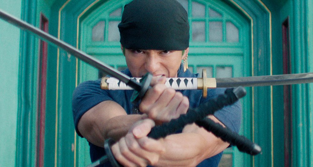 Netflix's live-action adaptation of One Piece's relatively unknown cast is both a blessing and a curse