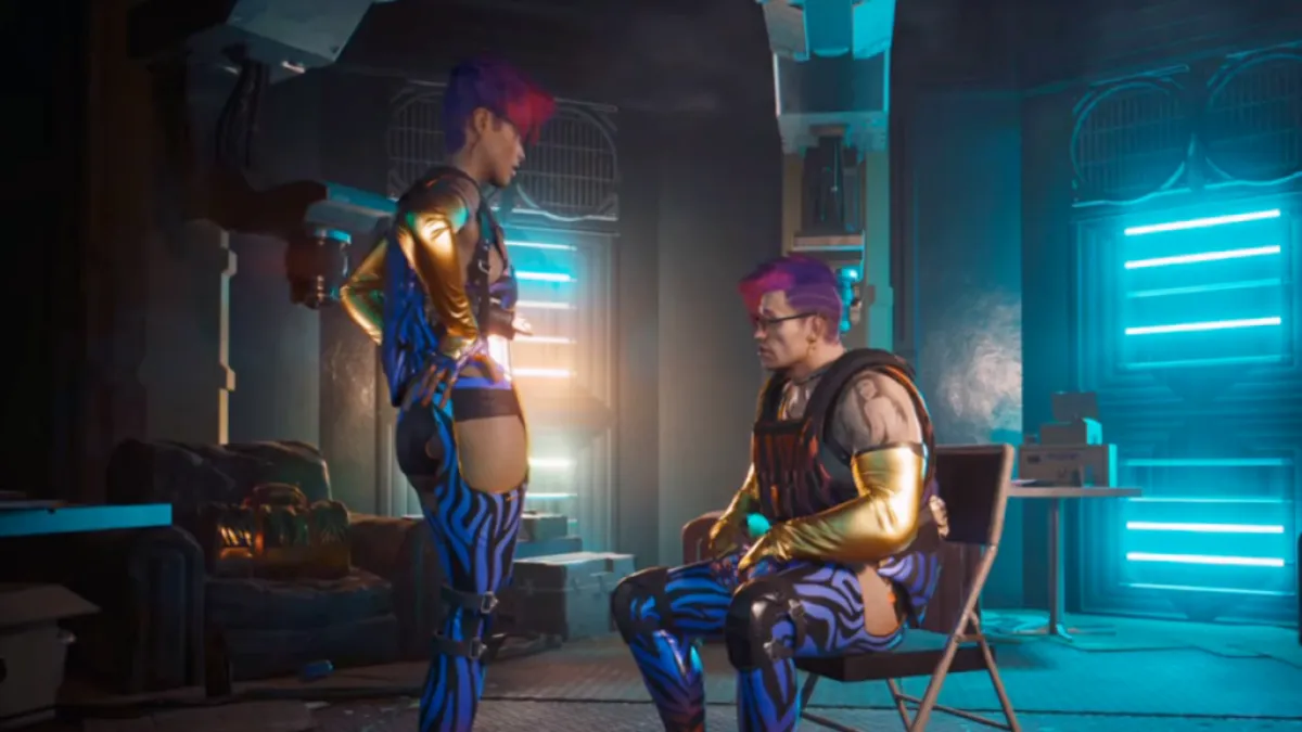 An image showing Lina Malina in Cyberpunk 2077 talking to Tool. The image is part of a guide on how to complete the the Dazed and Confused job in Cyberpunk 2077.