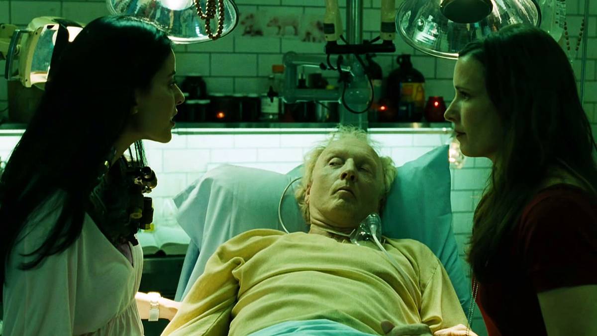 In many long-running horror franchises, there comes a point where the films seem to scream, “Enough!” Saw III throws audience expectations back in their faces.
