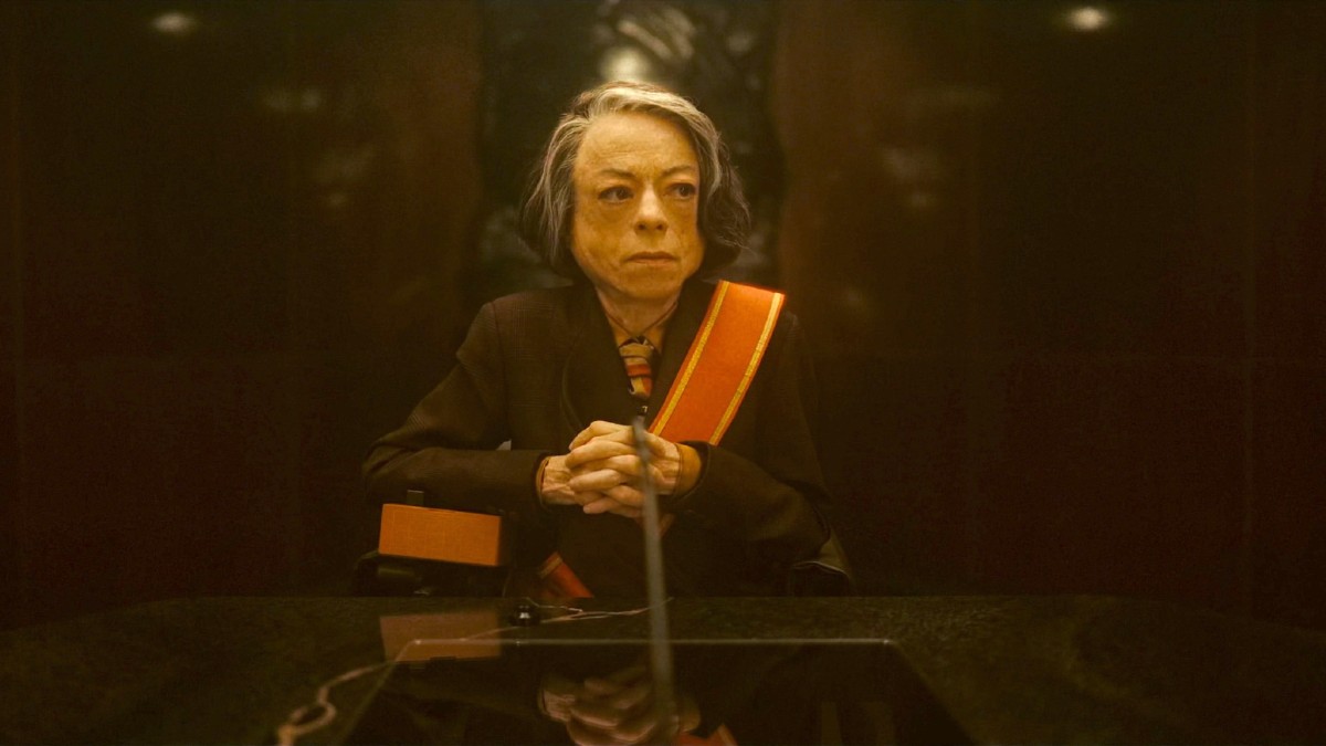 Liz Carr as Judge Gamble in Loki Season 2 as part of an article explaining who plays her in the Marvel show.