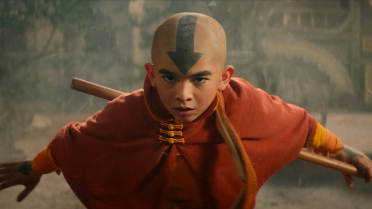 Gordon Cormier as Aang in Avatar: The Last Airbender. his image is part of an article about why Netflix's Avatar: The Last Airbender's Sozin's Comet change is a big mistake.