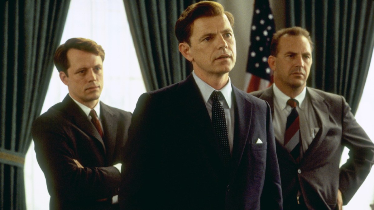 Bruce Greenwood, Kevin Costner, and Steven Culp in Thirteen Days. This image is part of an article about Oppenheimer: 5 double-feature alternatives better than Barbie.