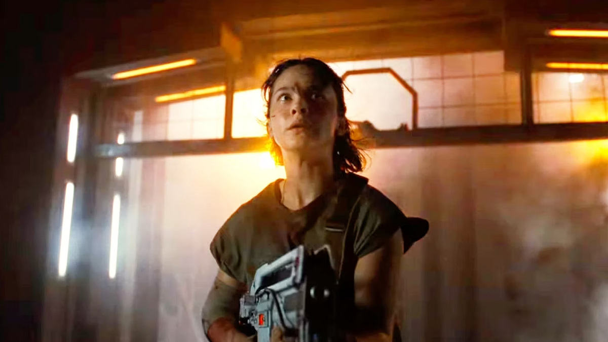 Cailee Spaeny as Rain Carradine in Alien: Romulus