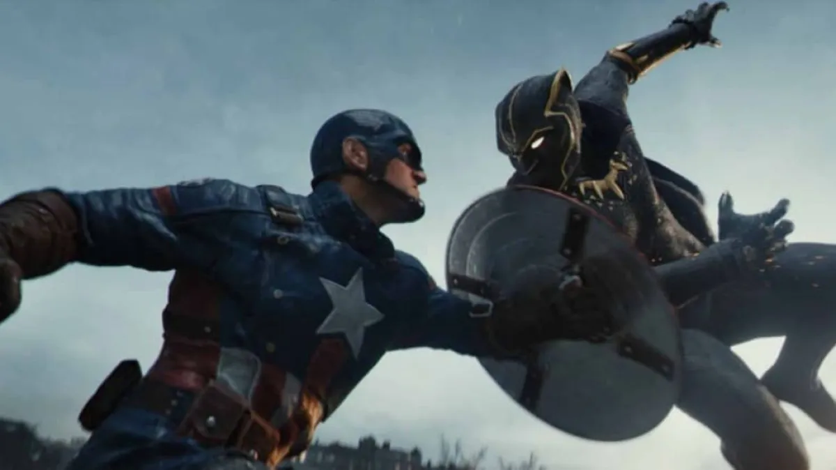Captain America and Black Panther fighting in 1943. This image is part of an article about who plays Black Panther in Marvel 1943: Rise of Hydra.