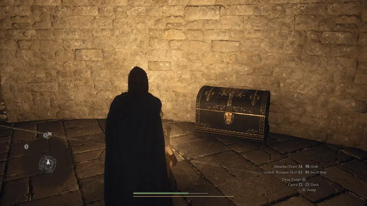 Arisen approaching a black and gold chest
