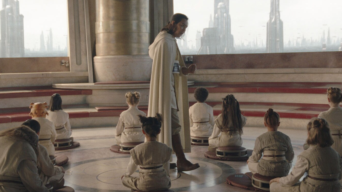 Sol trains a group of Padawan learners in The Acolyte