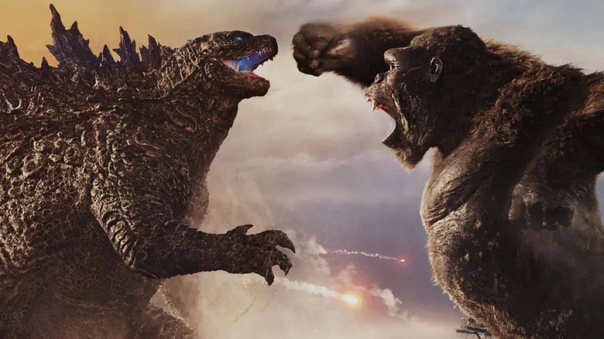 Kong taking a swing at Godzilla in Godzilla vs. Kong (2021)