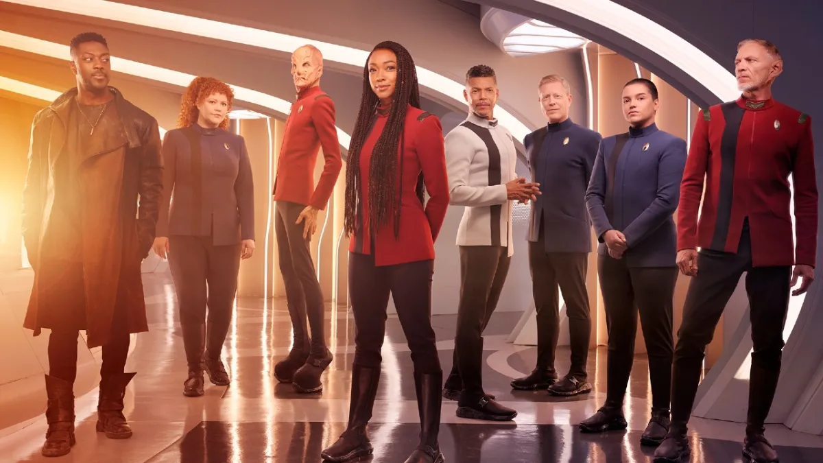 The cast of Star Trek: Discovery Season 5 assembled