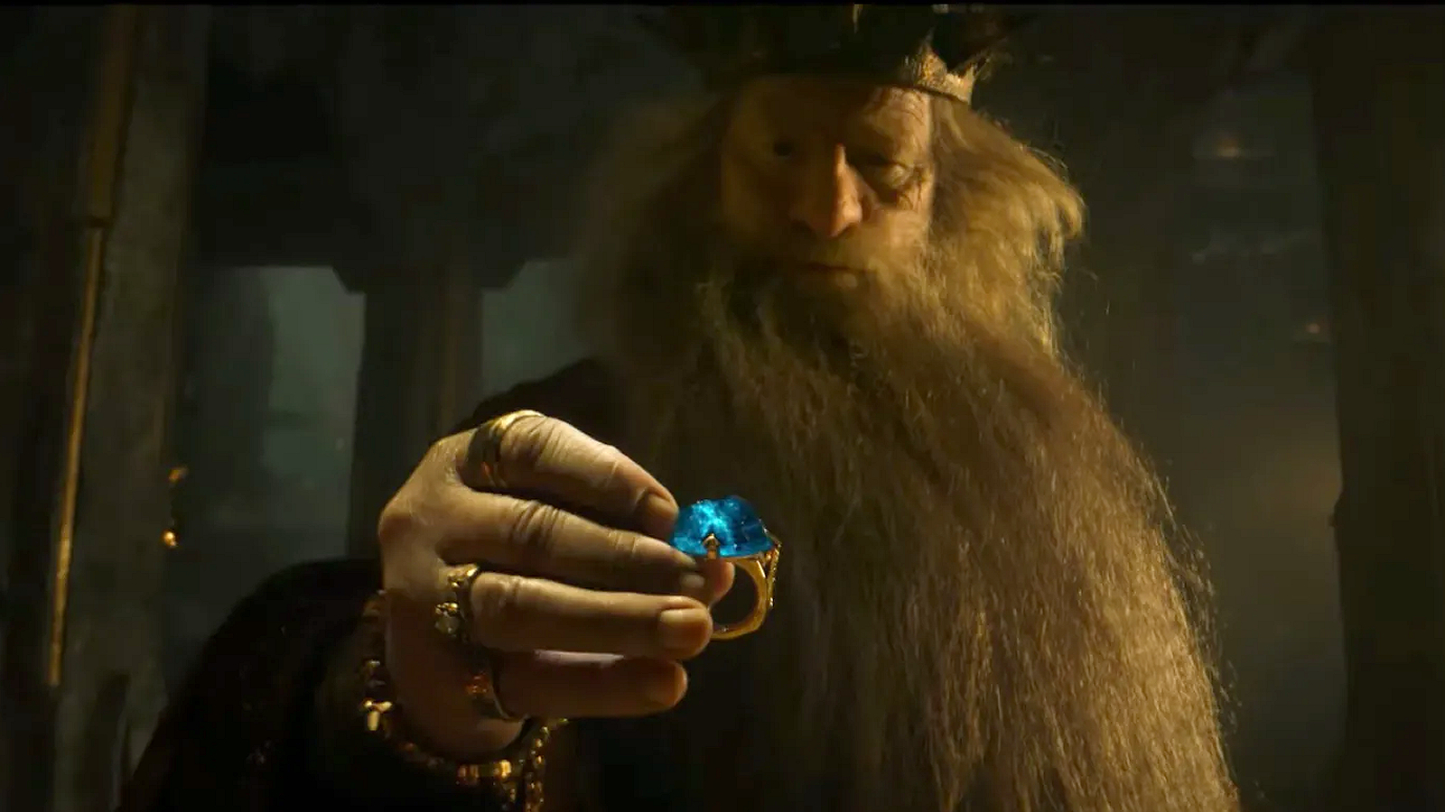 Durin III holding a dwarven ring of power in The Lord of the Rings: The Rings of Power Season 2