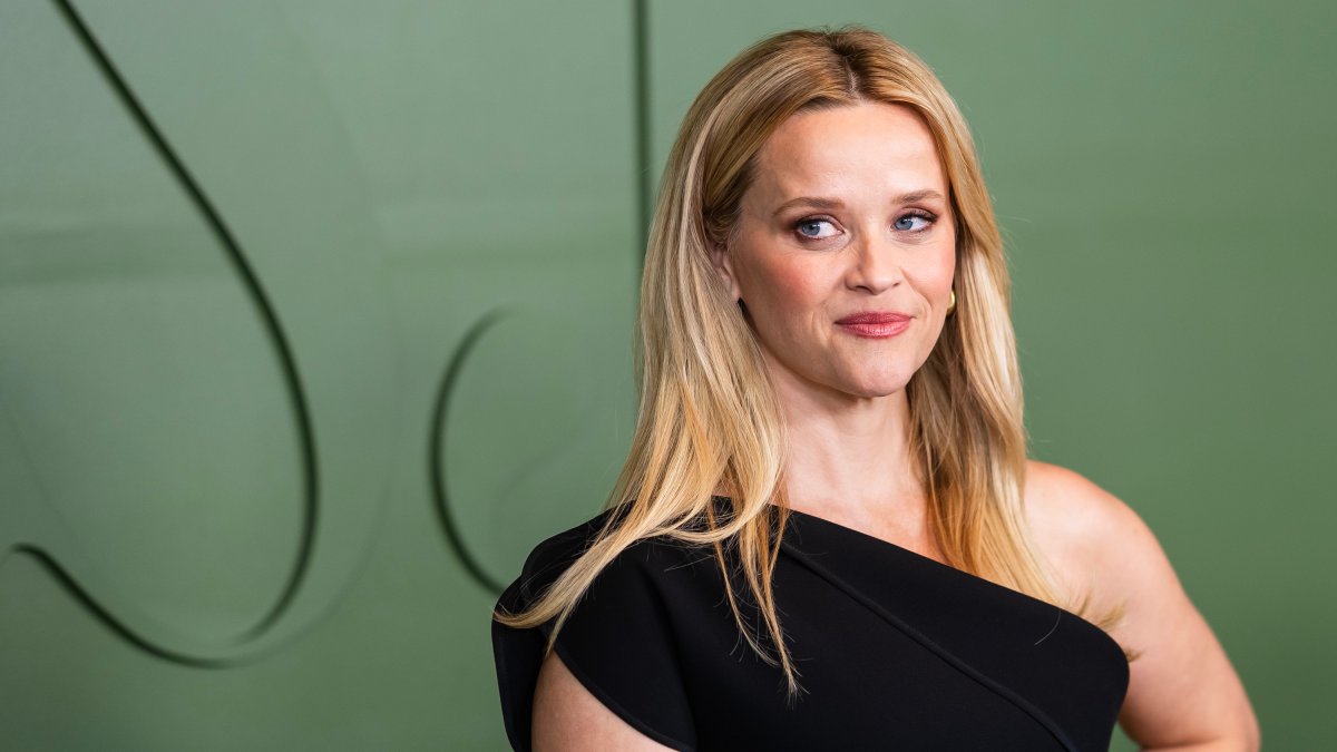 Reese Witherspoon Has an Enemy in Hollywood - And Internet Sleuths Have ...