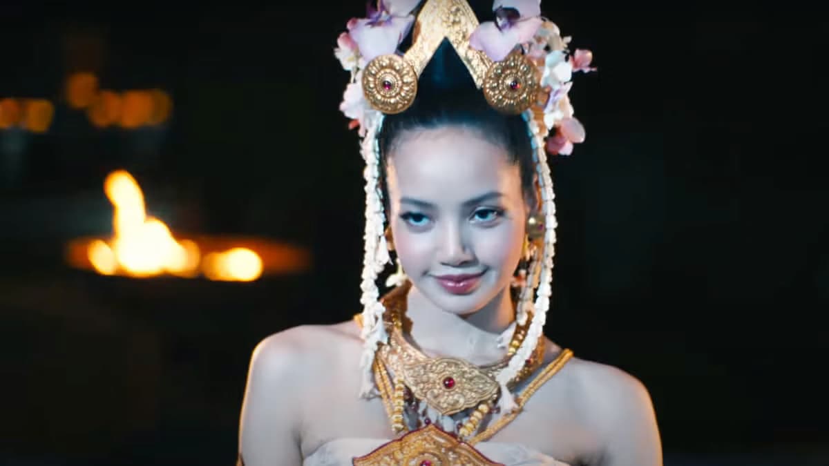 What's the Thailand Song that Plays in The White Lotus Season 3 Intro?