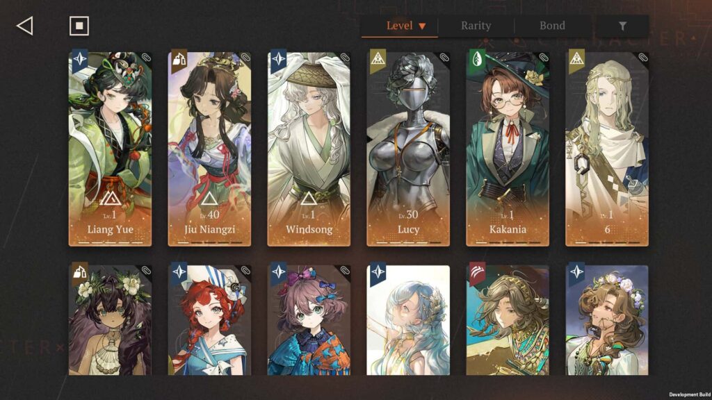 The Reverse 1999 character selection screen displays multiple portraits with levels and rarity