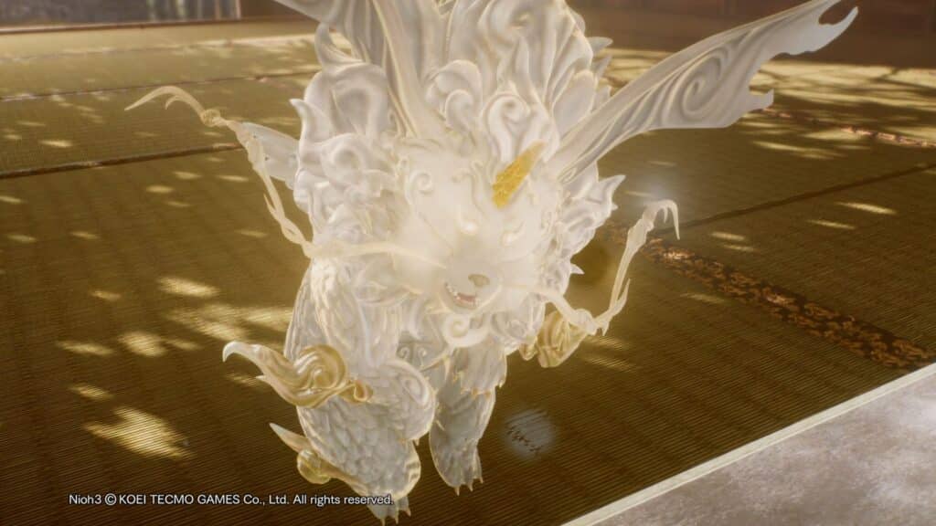 仁王 3 では、光り輝く守護霊が儀式の壇上に浮かび、守護霊の重要性と徳川竹千代との絆を強調しています。