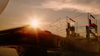 Picture of a Marathon Map on Tau Ceti with the sunsetting overshadowing it.